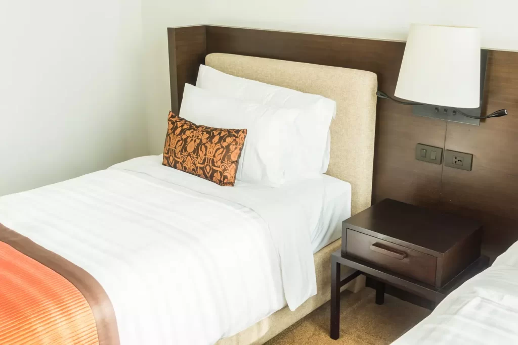 AnyConv.com__travesseiro-na-cama (2)