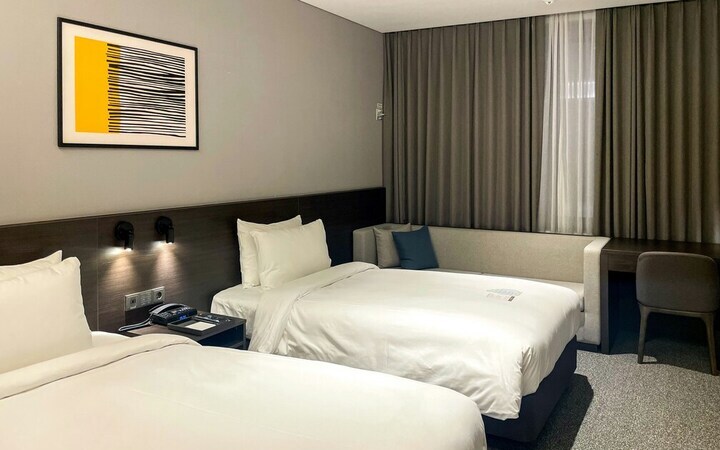 oning-gdJpDTU85ek-unsplash (1) (1) (1)